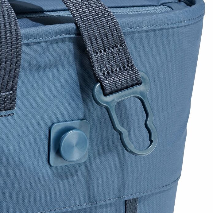 carryouttm-soft-cooler-tote-20-l-y2 250815_hydro_cooler_details_14841_2.jpg