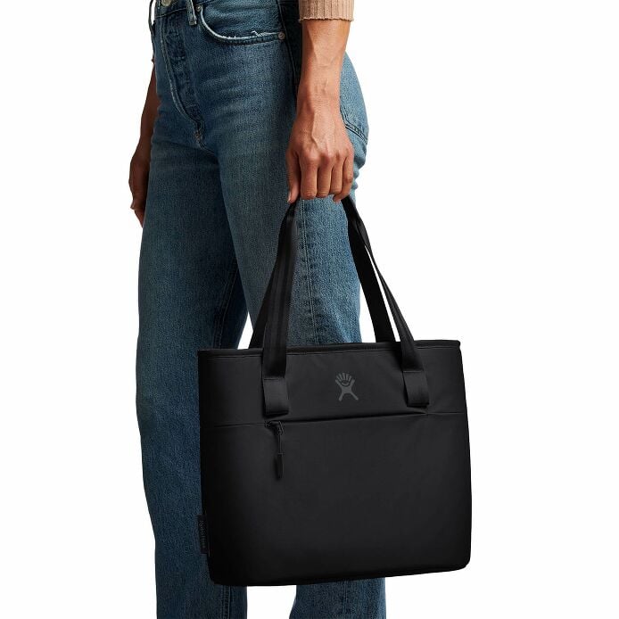 8-l-insulated-lunch-tote-u0 8l-tote-black-hb.jpg