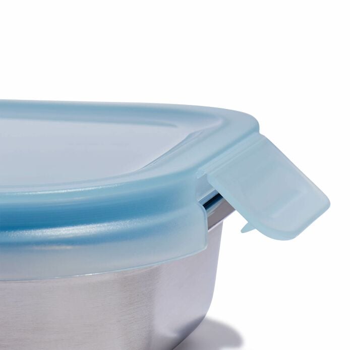 3-5-c-stainless-steel-food-container-c0 focb417-3.5-cup-food-container-rain-feature_1_1.jpg