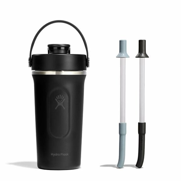 shaker-bottle-and-straw-bundle-i0 group_187_1__1.jpg