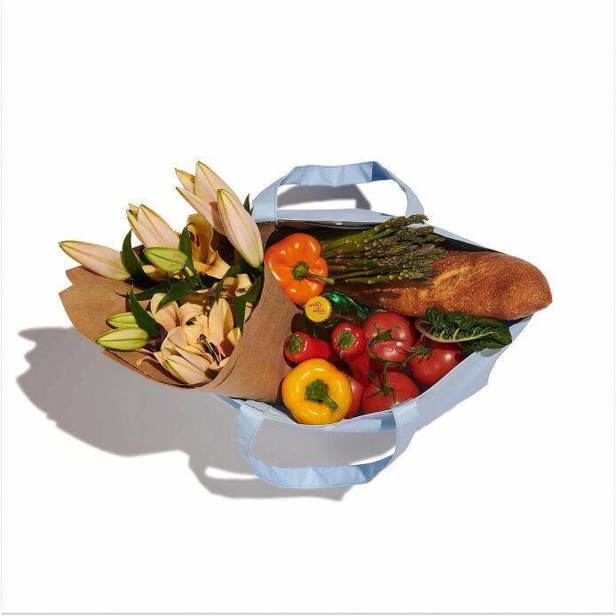 20-l-tag-along-tote-p6 group_98_1.jpg