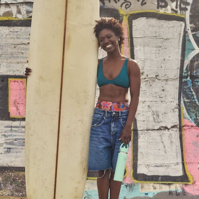 24-oz-wide-mouth-with-flex-straw-cap-v8 hf_s26_mcinnis_0877_13.jpg