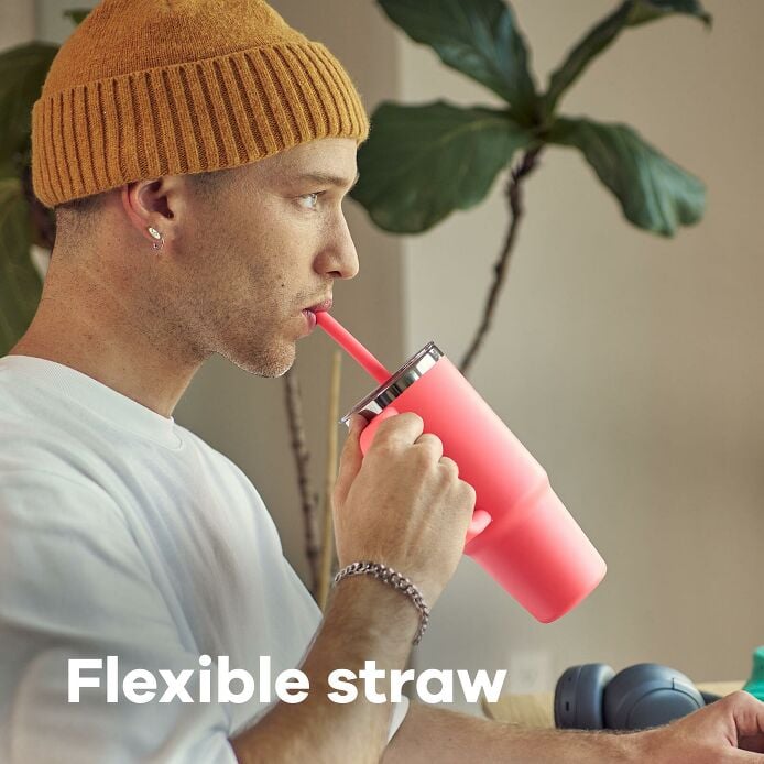 hydration-handledtm-bundle-i1 hf_s26_ttpscc_apdp_06.jpg