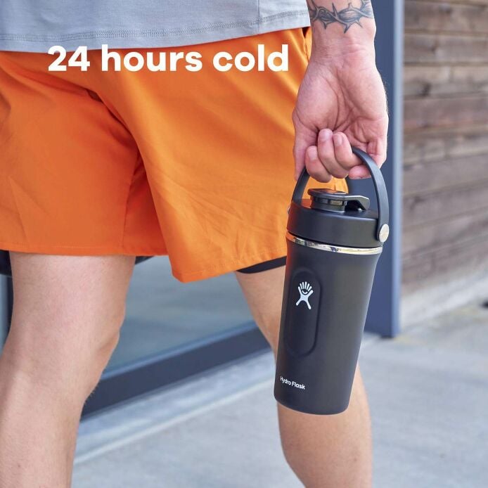 24-oz-insulated-shaker-bottle-o5 hydro_flask_ecomm_en_insulated_shaker_pt03_2000x2000px_4.jpg